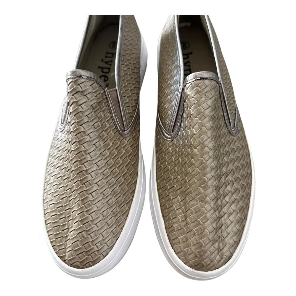 Hype Womens Sneakers Loafers Woven Metallic Gold Leather Slip-on Shoes 9